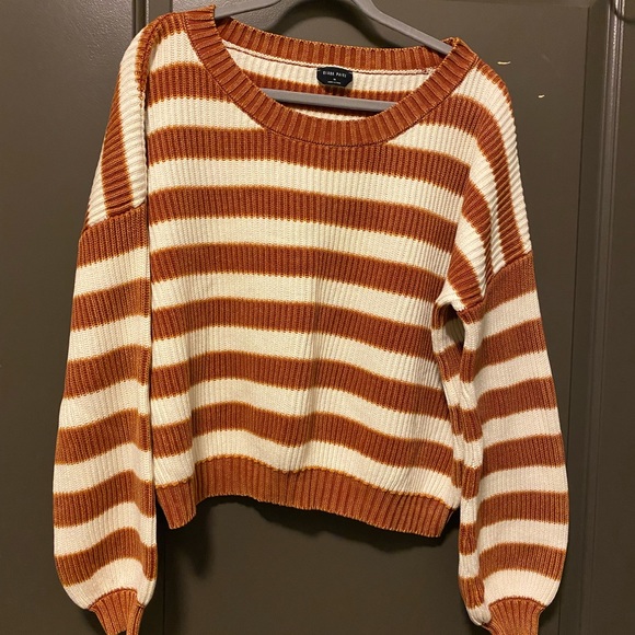 Jean jacket - Picture 6 of 8